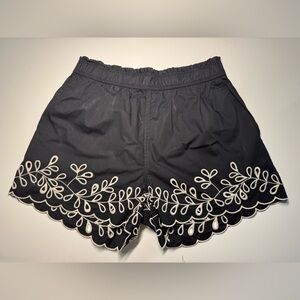 NWT H&M Black With White Lace Embroidery Cotton Shorts Size Med